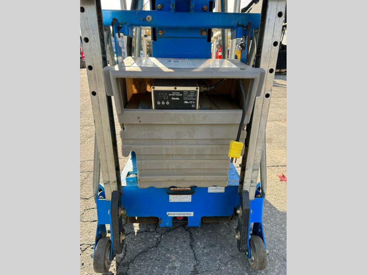 2018 Genie AWP-40S-3