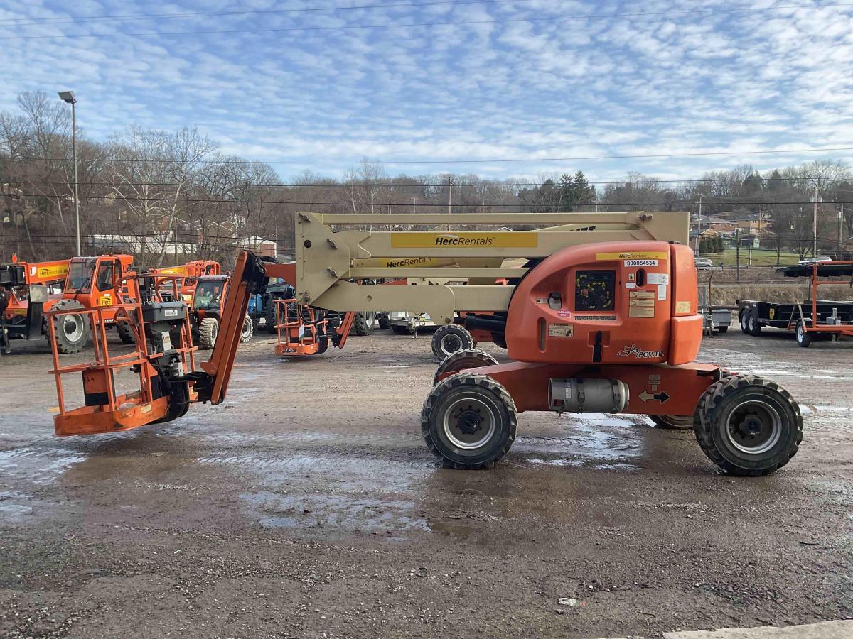 2015 JLG 450AJ