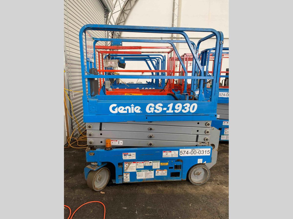 2013 Genie GS-1930