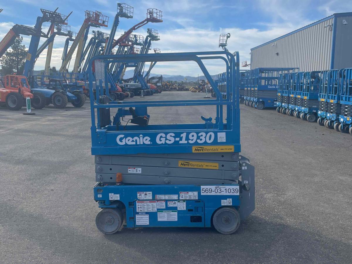 2016 Genie GS-1930