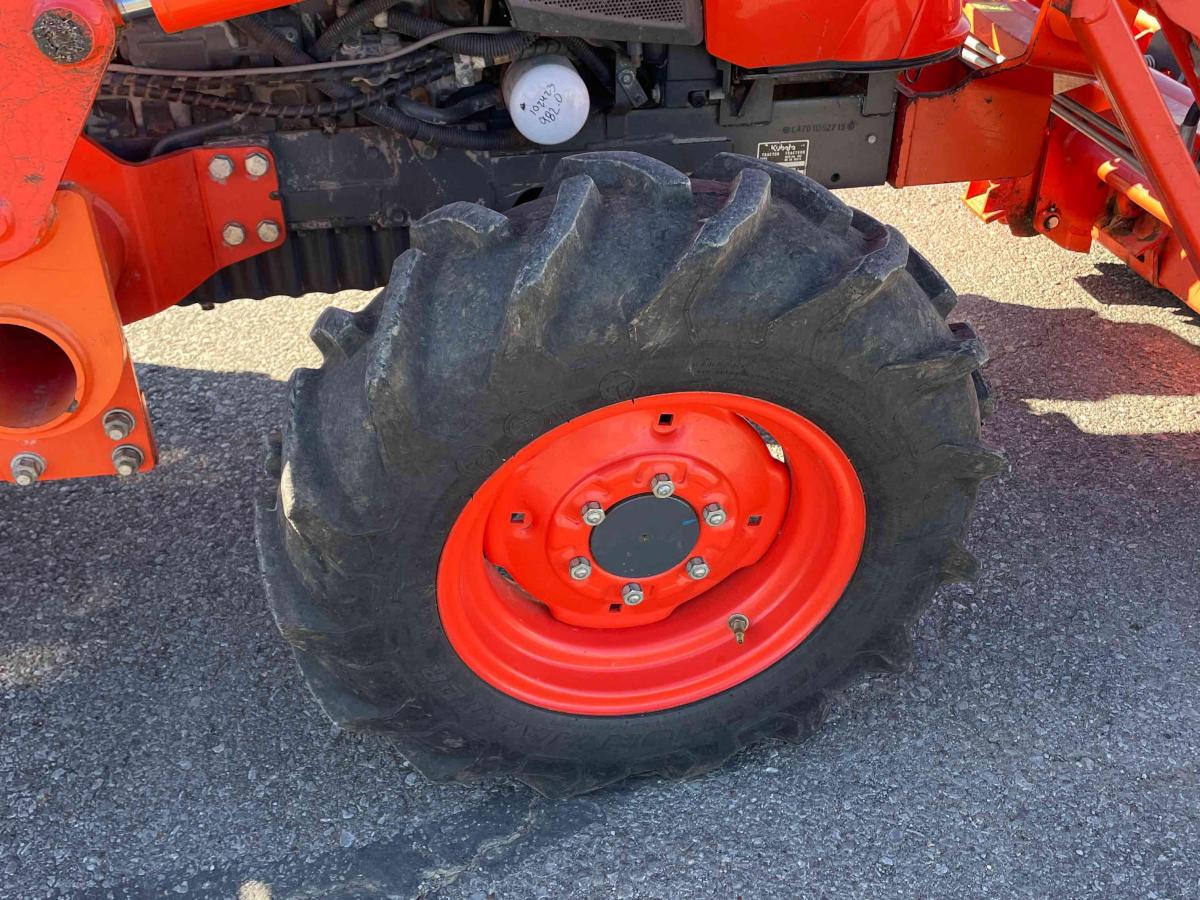 2017 Kubota L4701