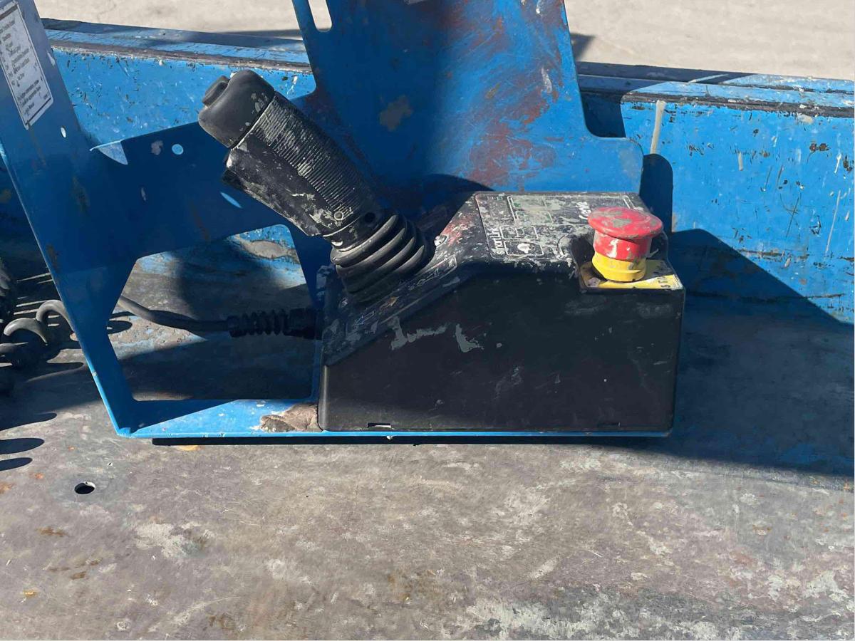 2015 Genie GS-2632