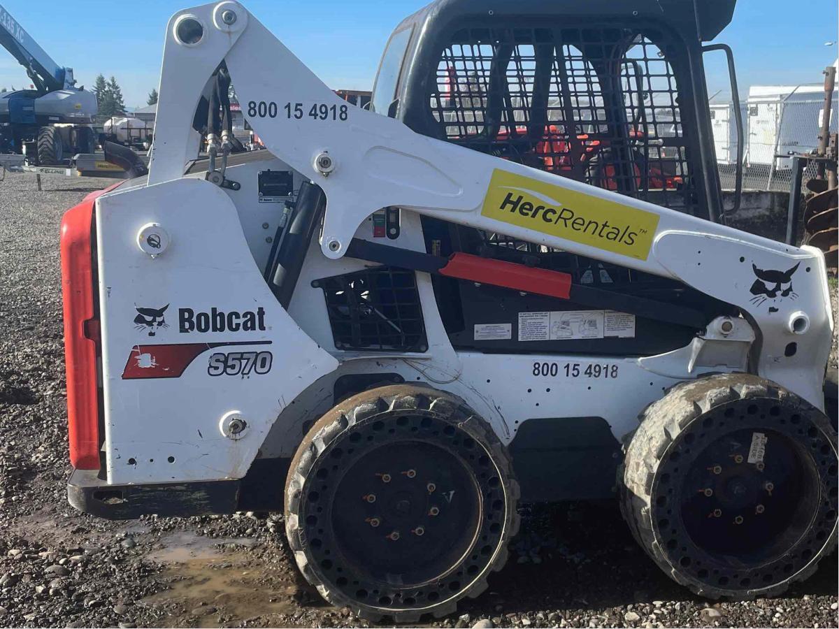 2017 Bobcat S570