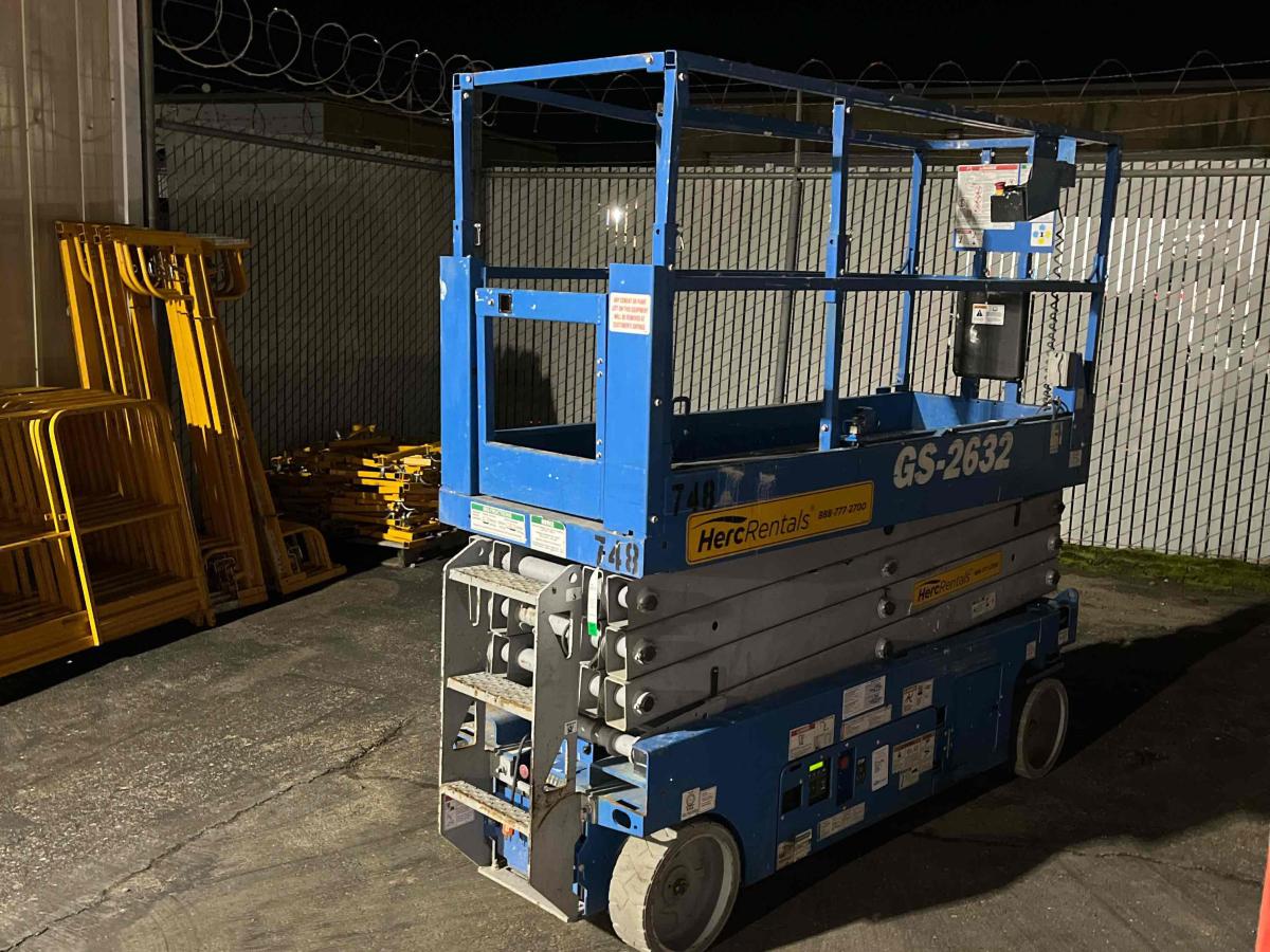 2016 Genie GS-2632
