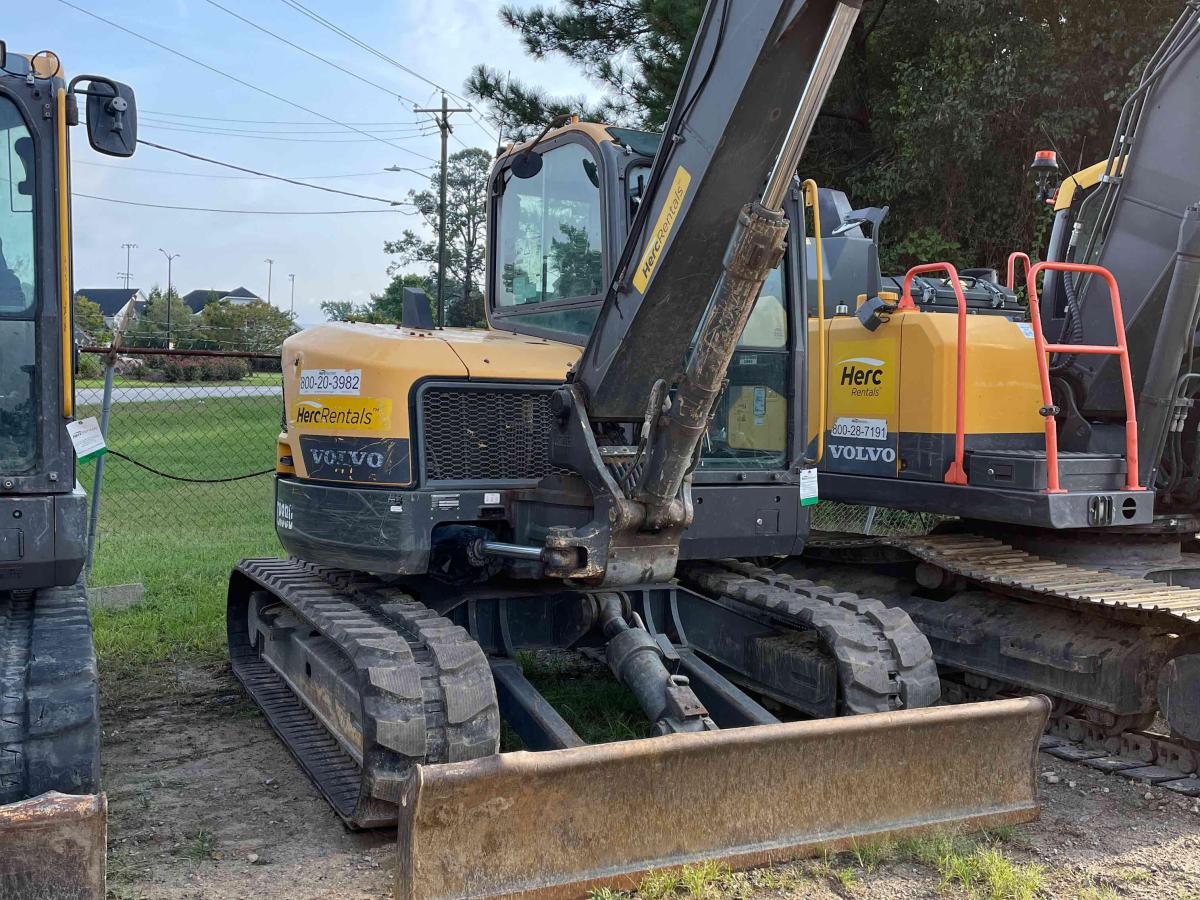 2018 Volvo ECR88D