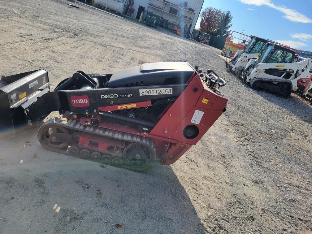 2018 Toro DINGO TX 427