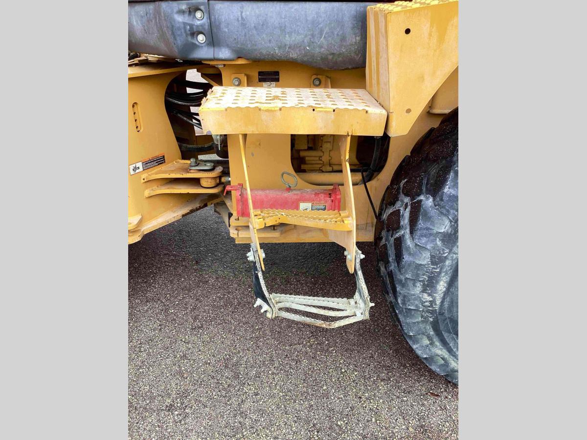 2019 John Deere 444K