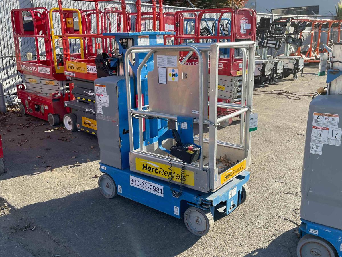 2018 Genie GR-12