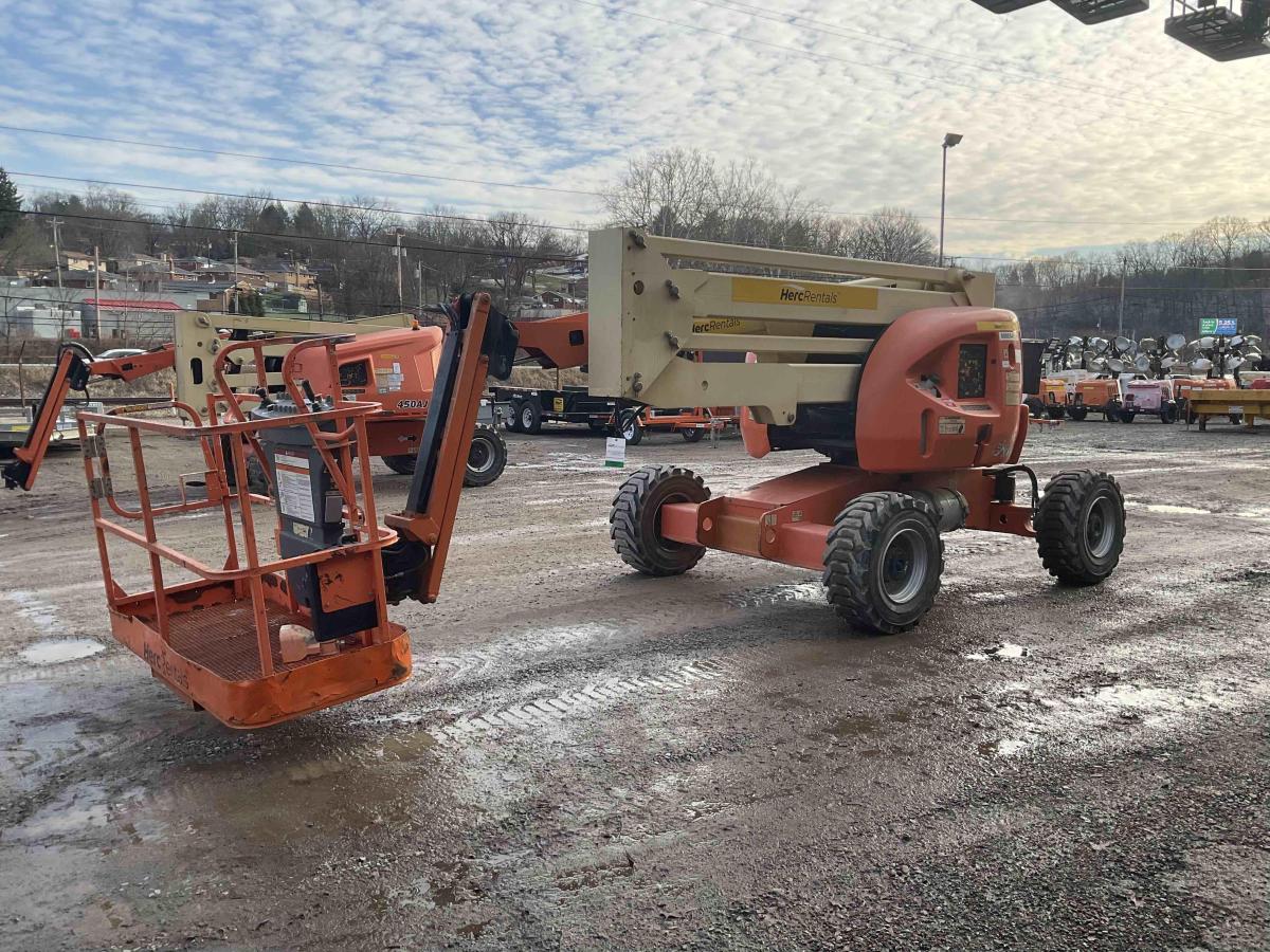 2015 JLG 450AJ