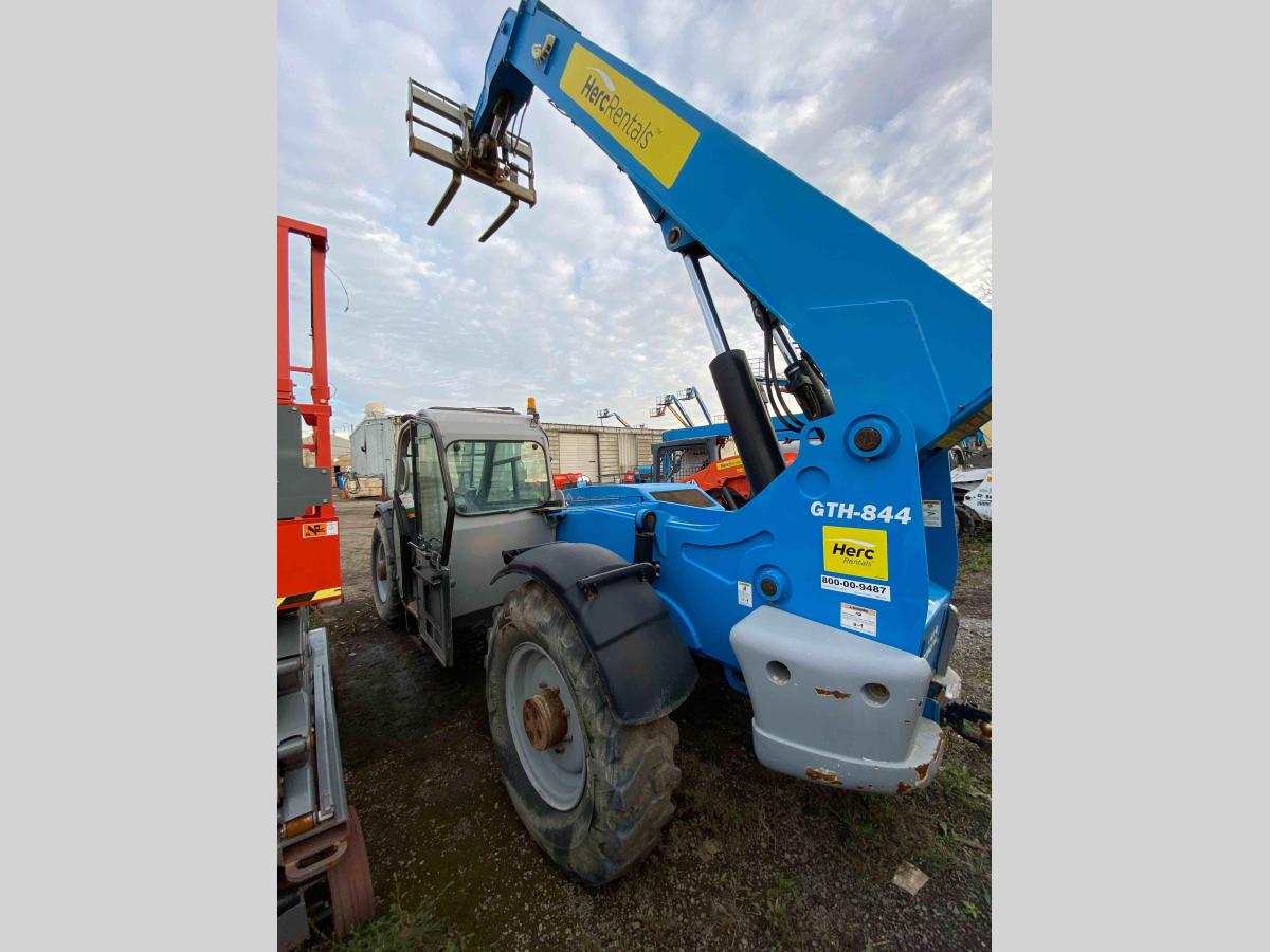 2014 Genie GTH 844