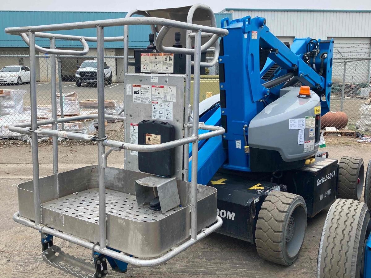 2016 Genie Z-33/18