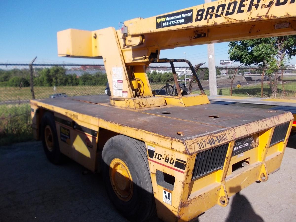 2005 Broderson IC803G