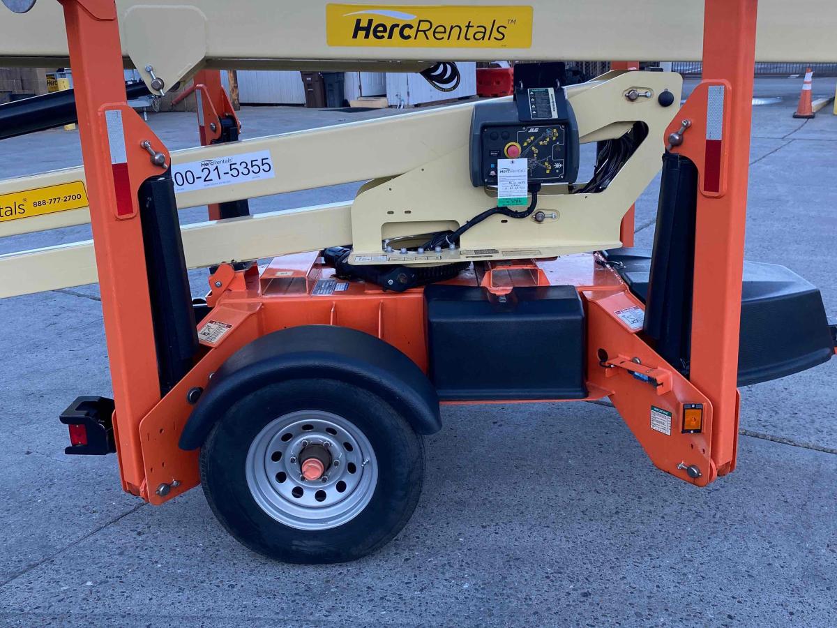 2018 JLG T500J-2