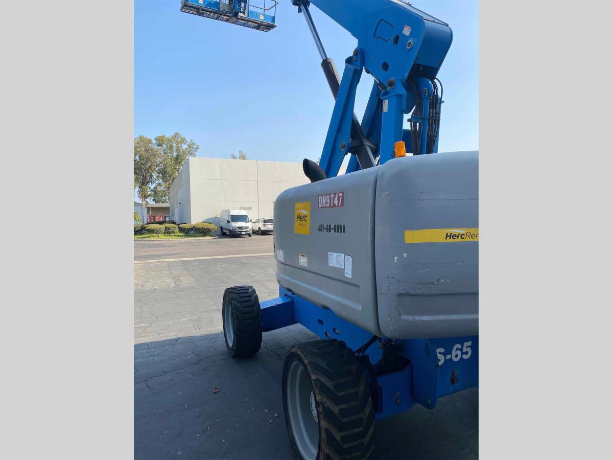 2012 Genie S-65