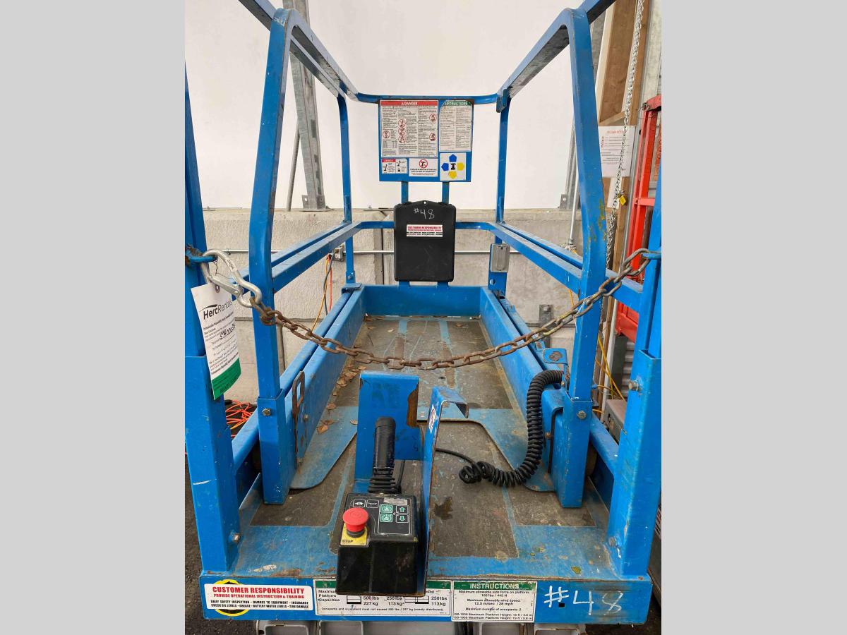 2013 Genie GS-1930