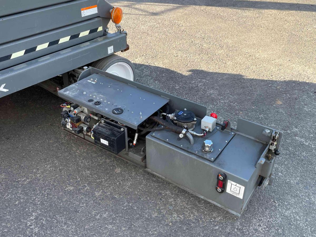 2017 Skyjack SJ4740