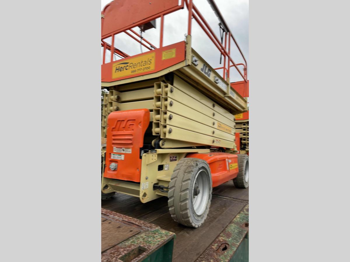 2013 JLG 4069LE