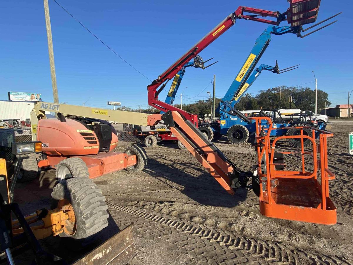 2016 JLG 600AJ
