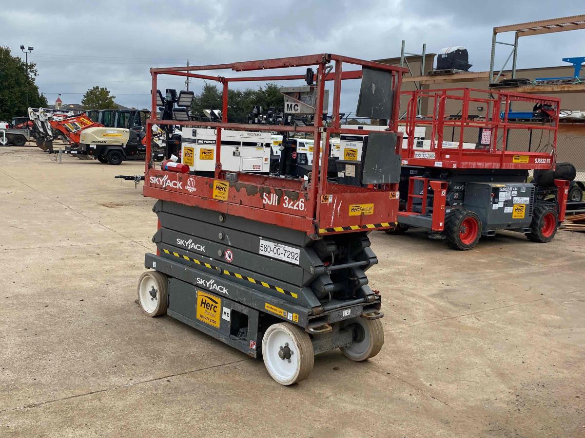 2015 Skyjack SJ3226