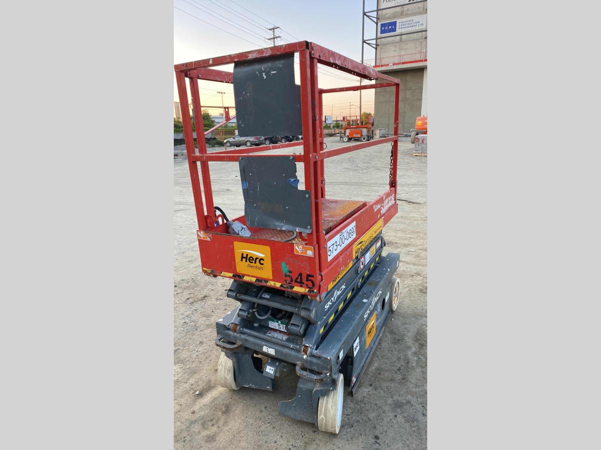 2015 Skyjack SJ3219