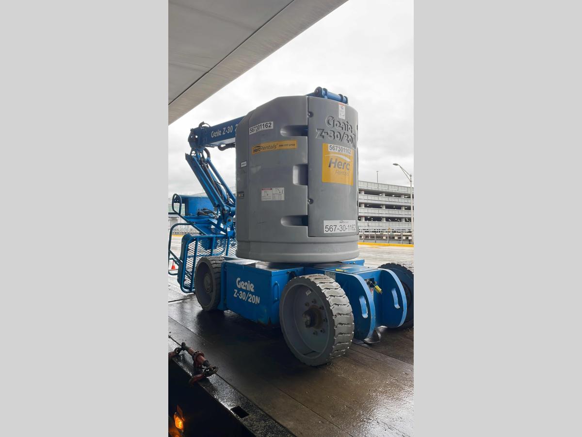 2013 Genie Z-30/20N RJ-2