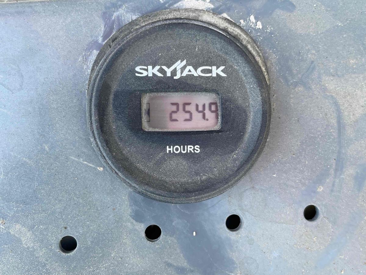 2017 Skyjack SJ4632