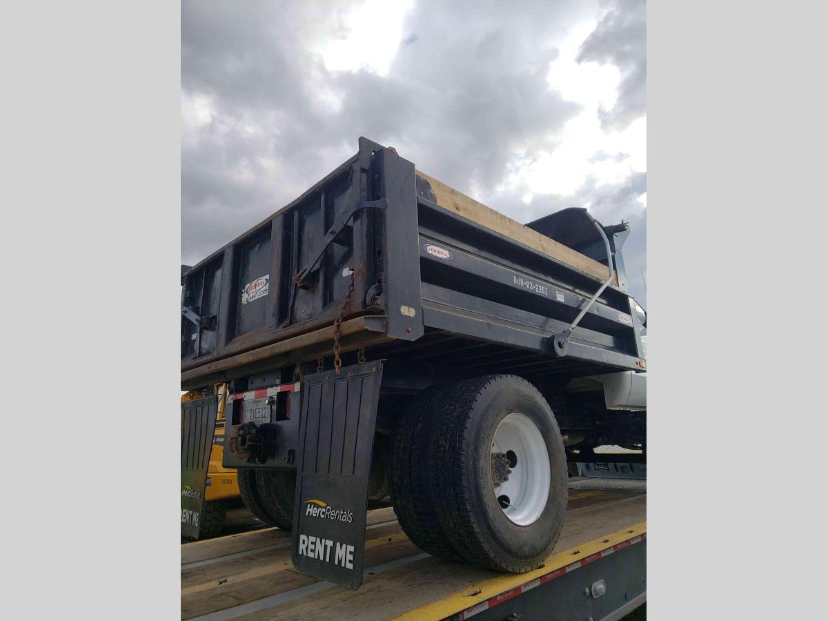 2015 Ford F650