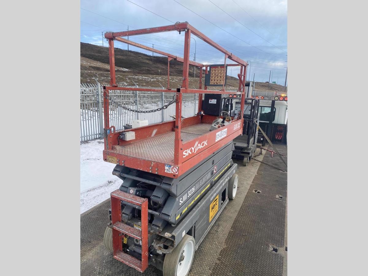 2012 Skyjack SJ3226