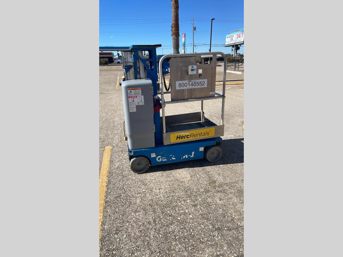 2017 Genie GR-12