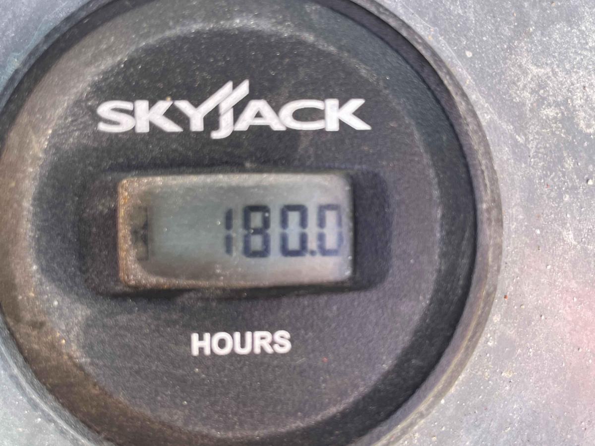 2017 Skyjack SJ3219