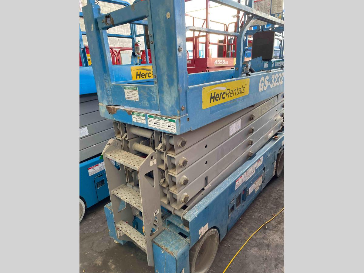 2018 Genie GS-3232-3