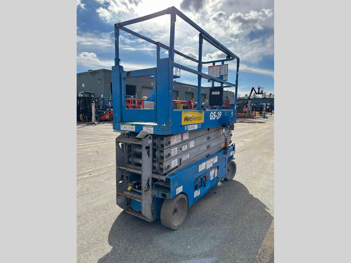 2015 Genie GS-2632