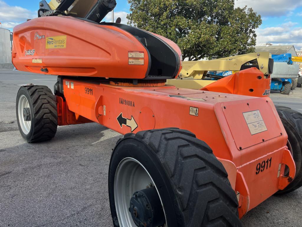 2008 JLG 600AJ