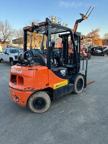 2017 Doosan G30E-5