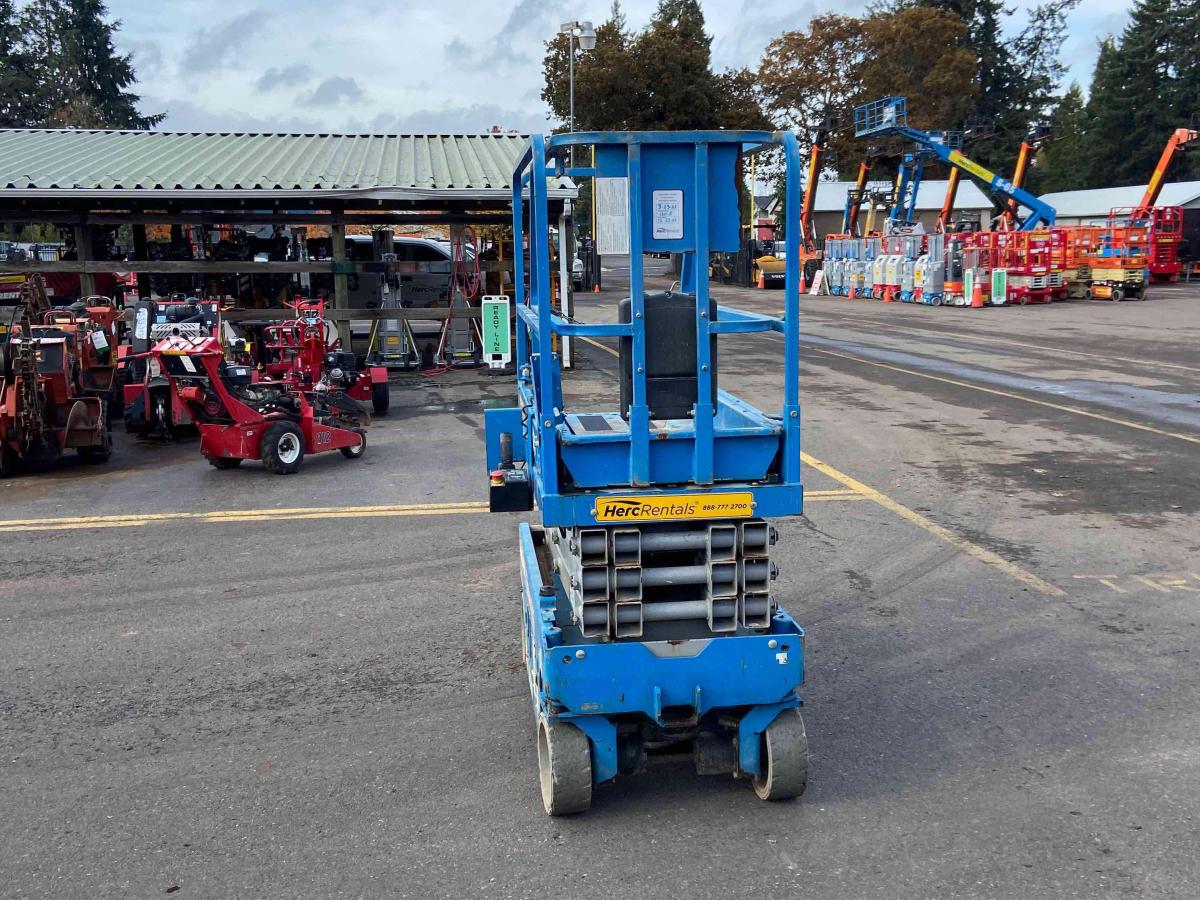 2017 Genie GS-1930