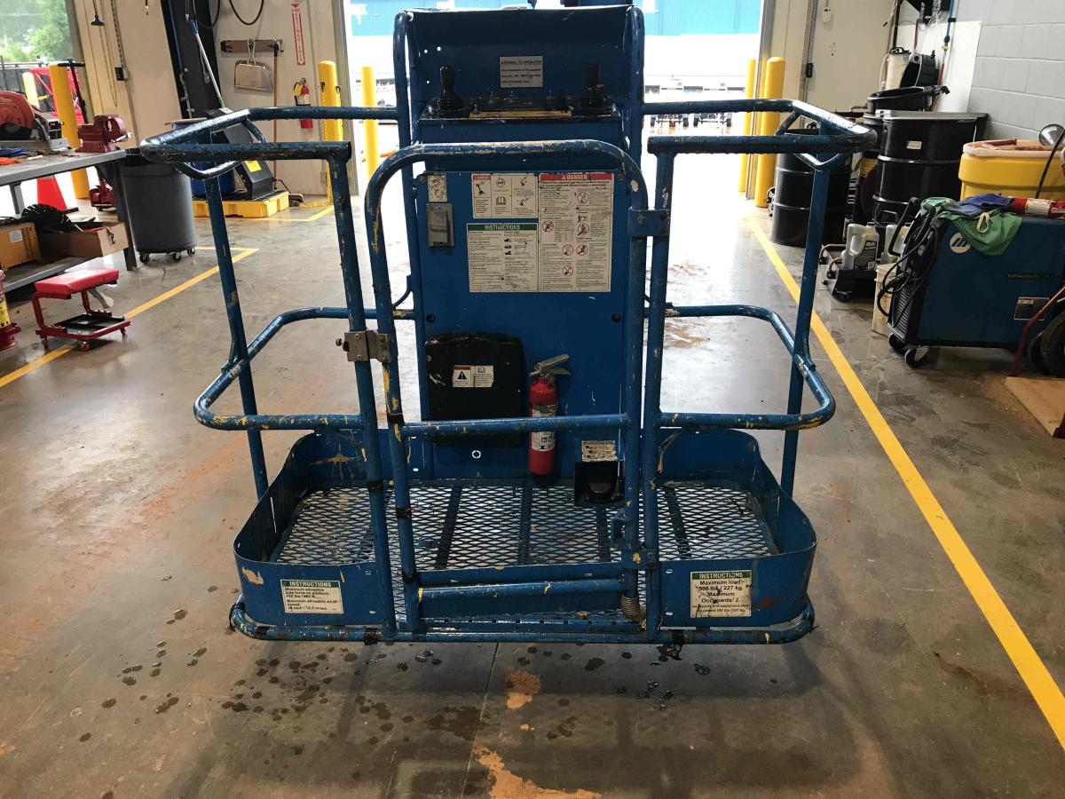 2013 Genie Z-40/23 N