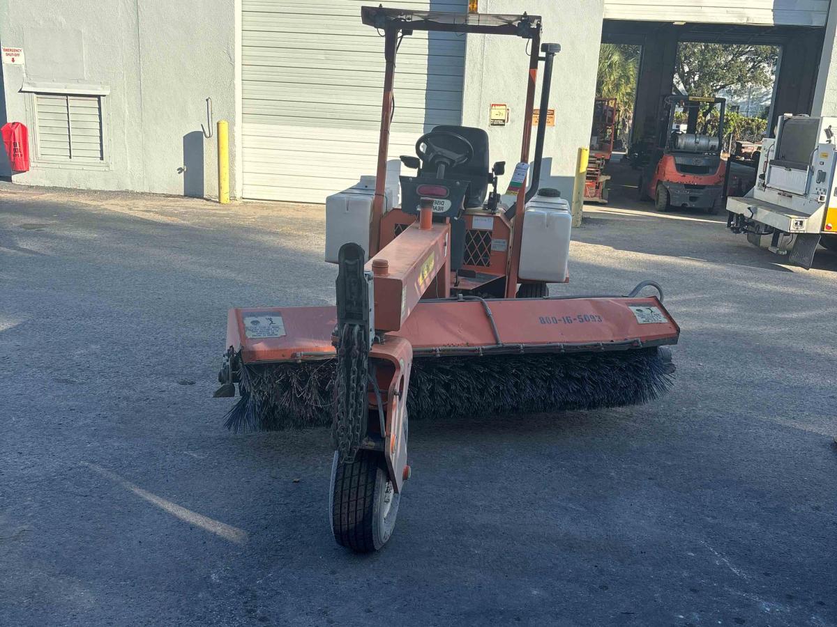 2017 LayMor SM300