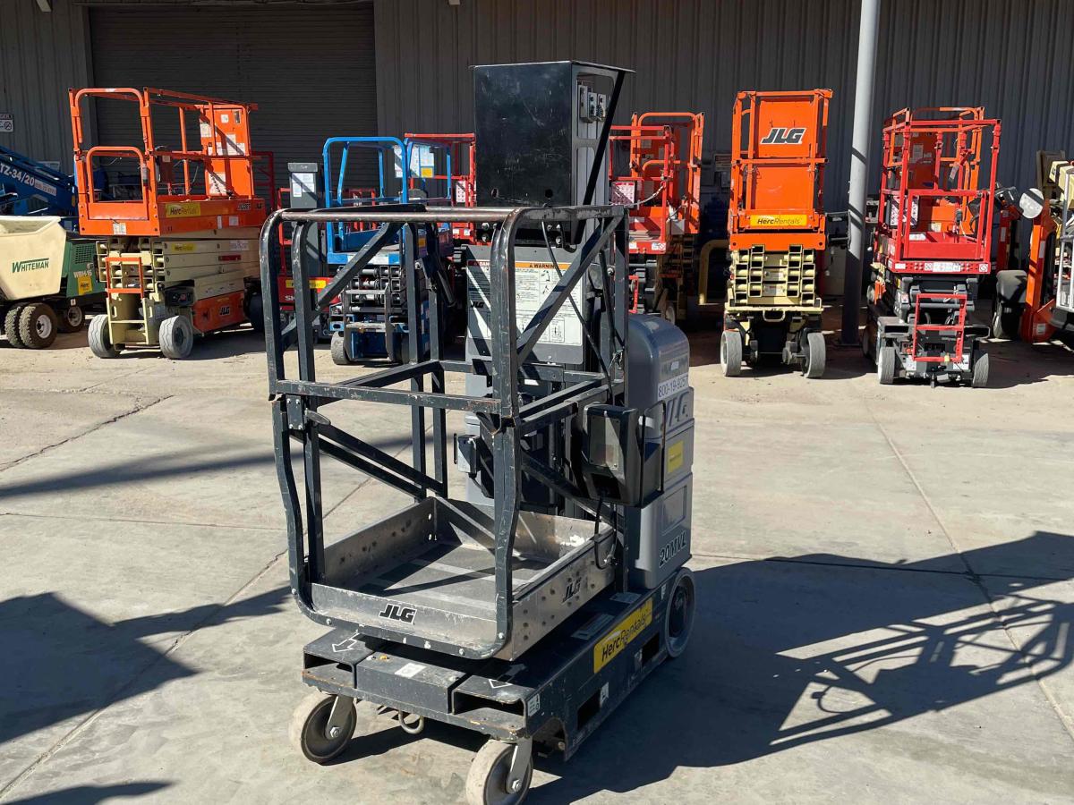 2018 JLG 20MVL