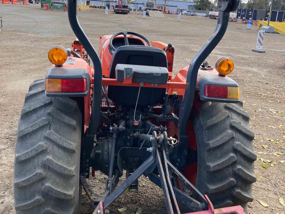 2017 Kubota L4701