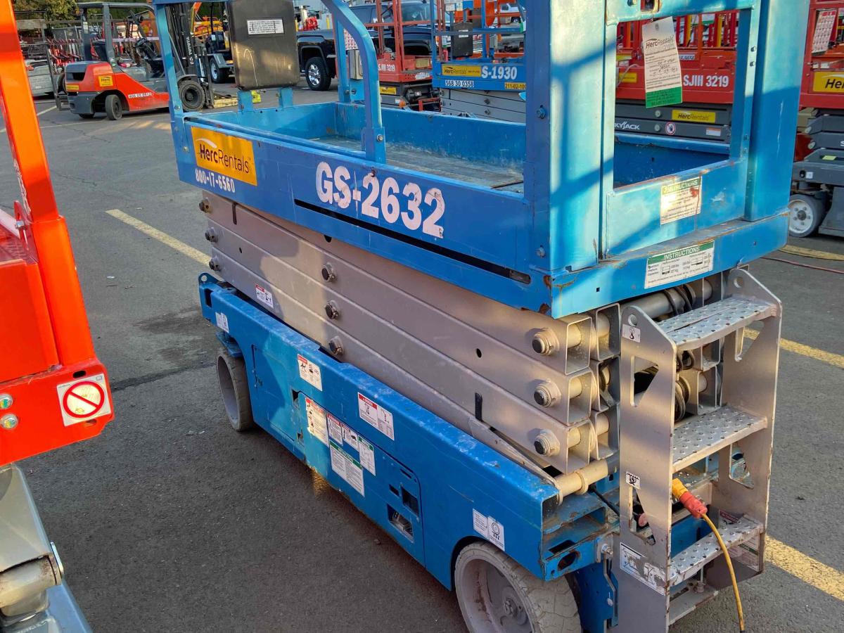 2017 Genie GS-2632