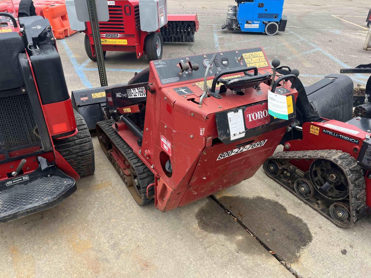 2018 Toro DINGO TX 427