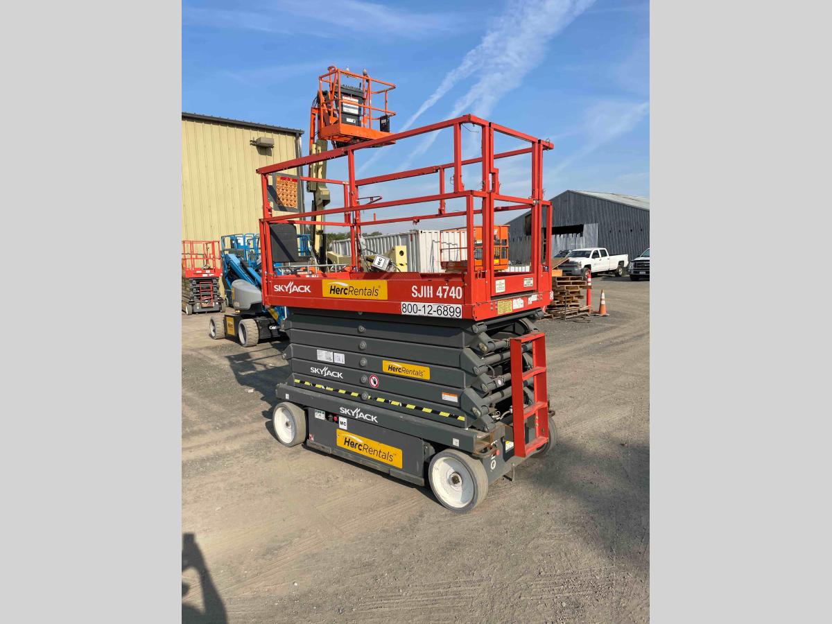 2016 Skyjack SJ4740