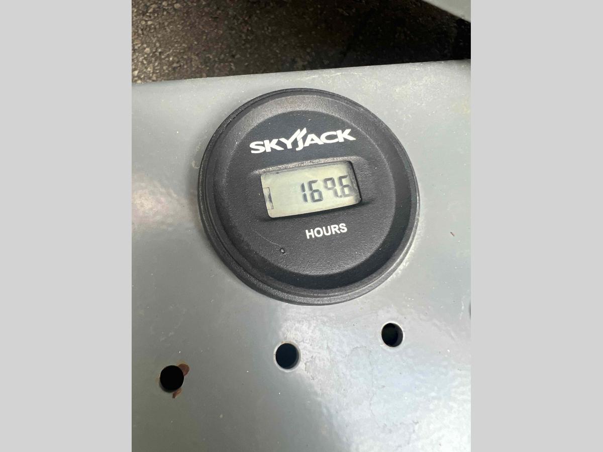 2017 Skyjack SJ3219
