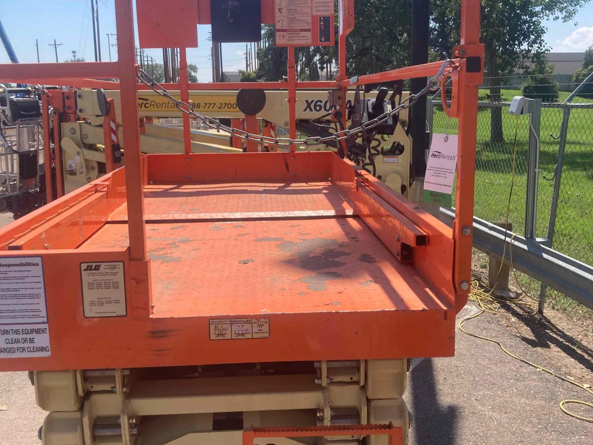 2016 JLG 3248RS