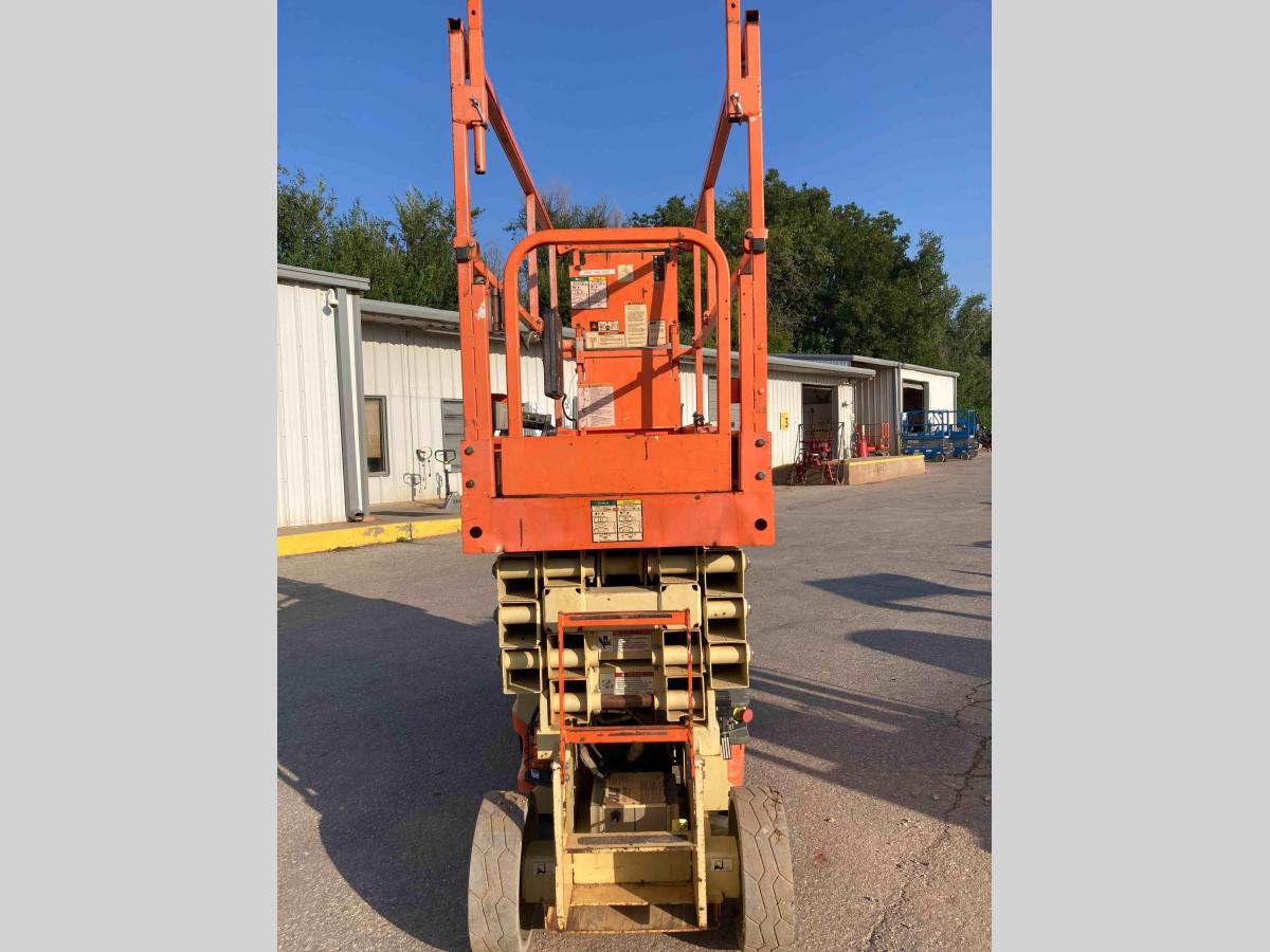 2015 JLG 2632ES