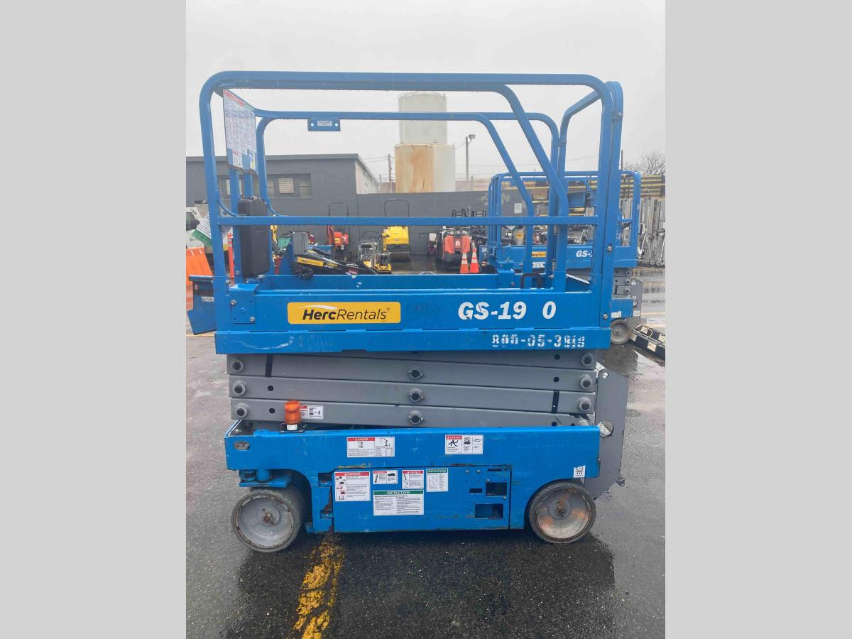 2015 Genie GS-1930