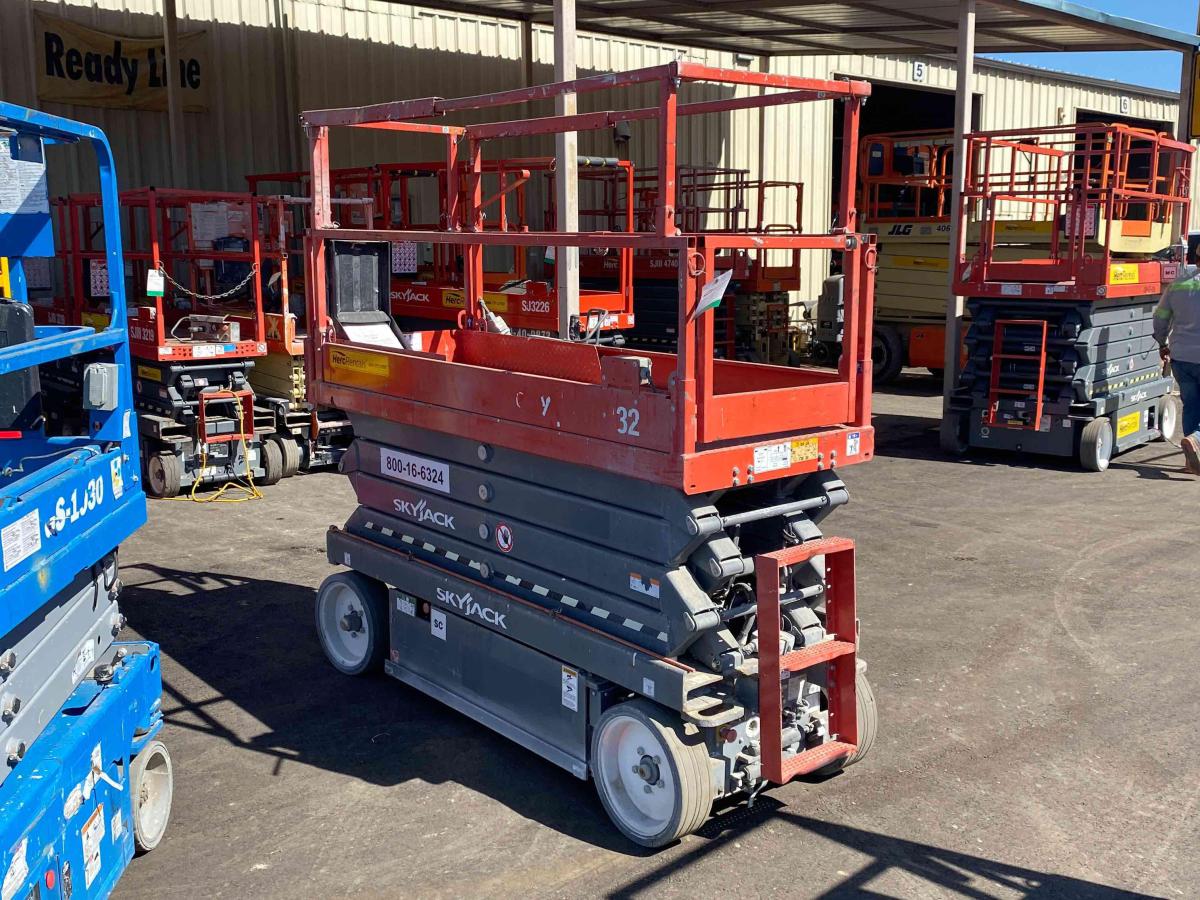 2017 Skyjack SJ3226