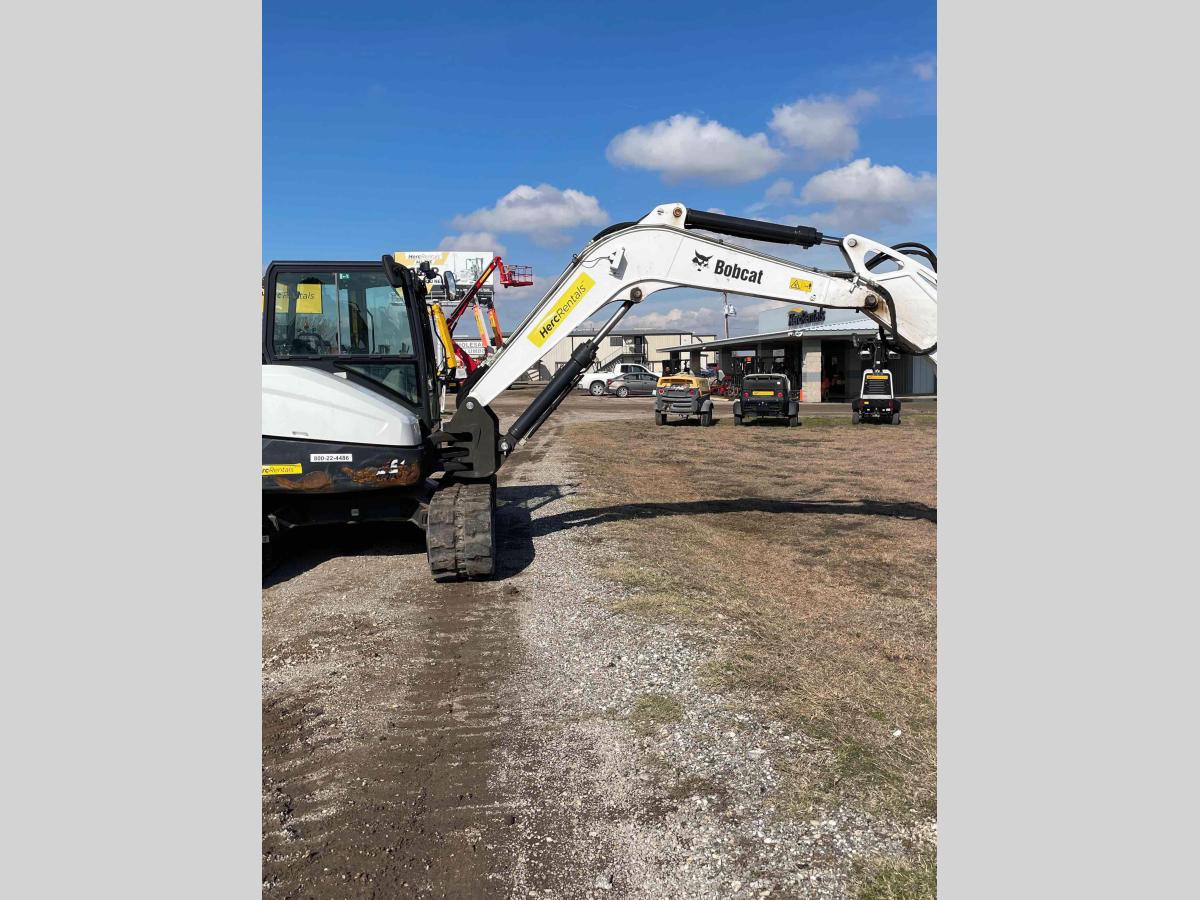 2018 Bobcat E85-4