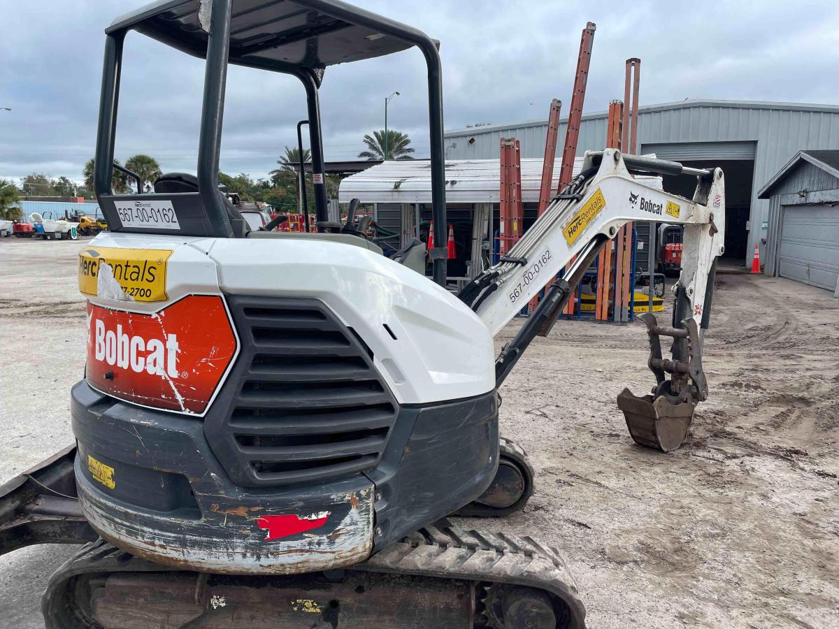 2019 Bobcat E32