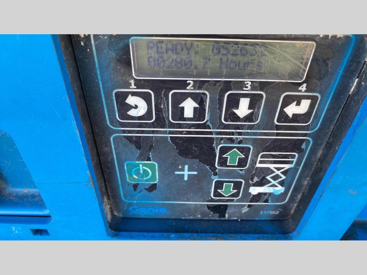 2015 Genie GS-2632